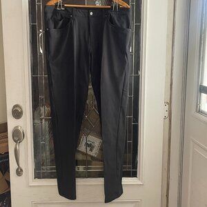 Lululemon Mens Matt Black Skinny Stretch Pants Size 38x32 MAGNIFICENT CONDITION